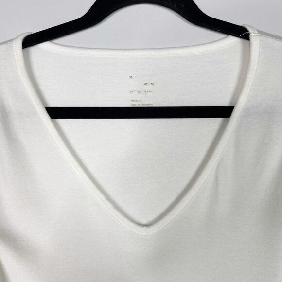 A New Day Small S White V Neck Short Sleeve Tee Tshirt Top Modal Cotton Stretch - Picture 3 of 6